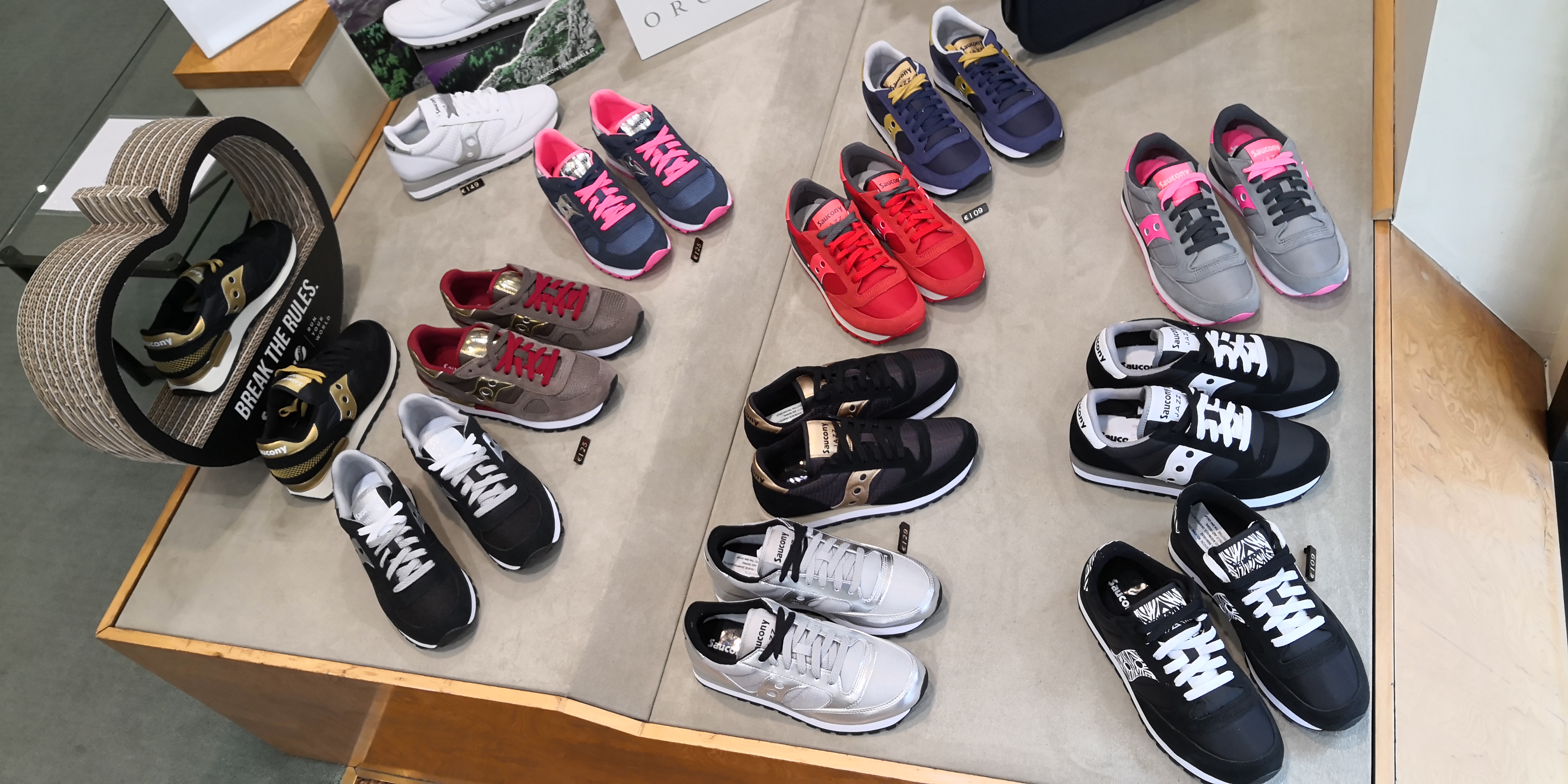 scarpe all star negozio milano